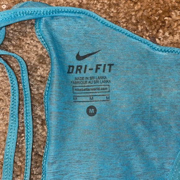 Nike tank - Picture 2 of 2
